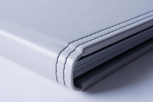 cover add-ons seam or hem for photo albums and photo books