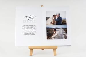 Fotobuch auf Tischstaffelei
