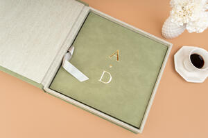 gilding on leatherettes