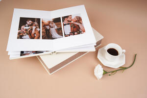 J63 Milky Beige Eco-Leer