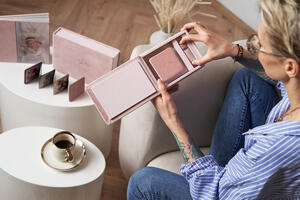 newborn & kids collection pendrive box + accordion mini book