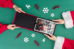 Box for Prints in V20 Crimson Red Velvet Textile