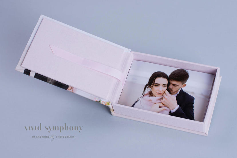 Box for prints for loose prints professional photographer nphoto custom box for prints personalised box for prints with USB stick creative wedding photography
