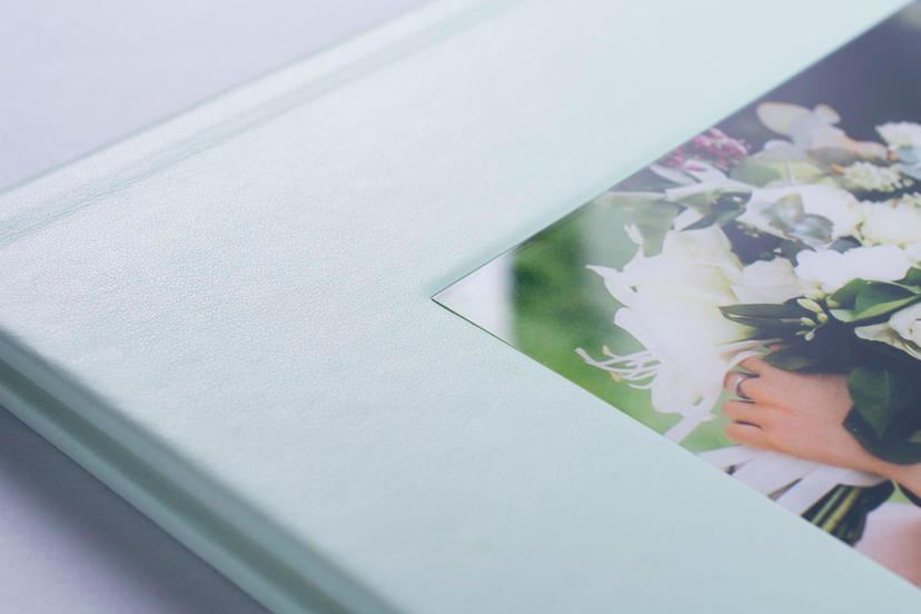 Fotobuch Pro mit Bildfenster auf dem Cover professionelle Hochzeit Alben und Bücher für Fotografen nphoto Mohawk Eggshell Felix Schoeller Papier professionell