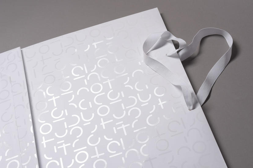 elegancka biała wstążeczka torba papierowa dla fotografa na produkty