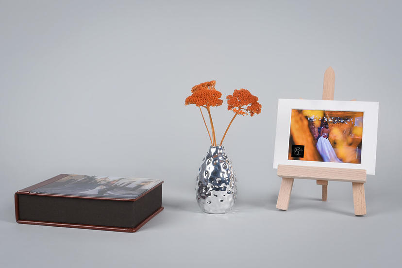 Mini-Tischstaffelei mit Passepartout Box, für Profifotografen von nphoto