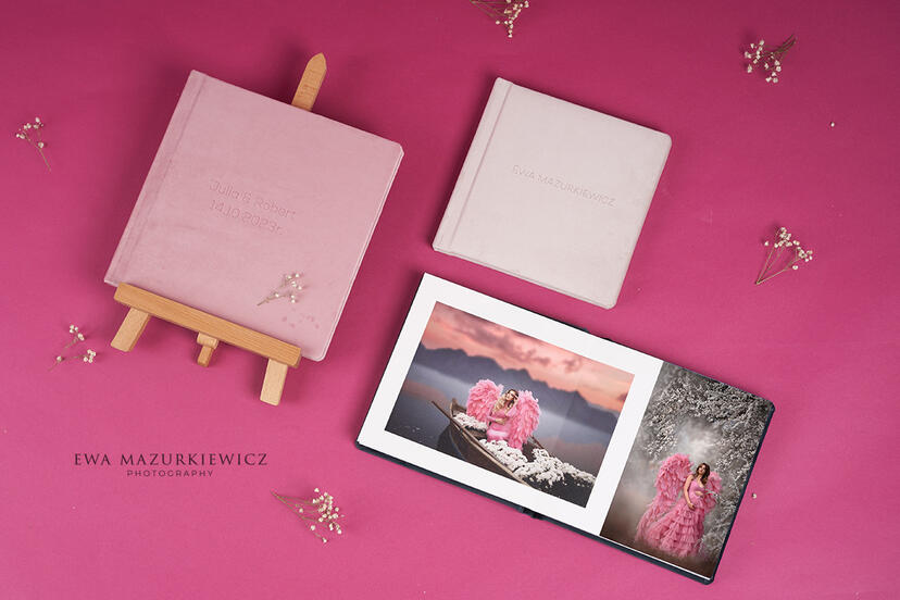 Couverture en velours sur chevalet