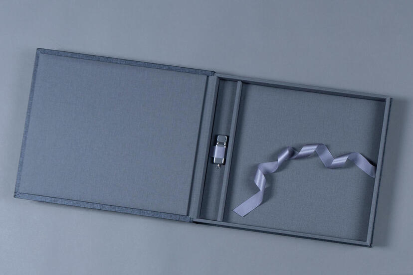 Coffret avec clé USB