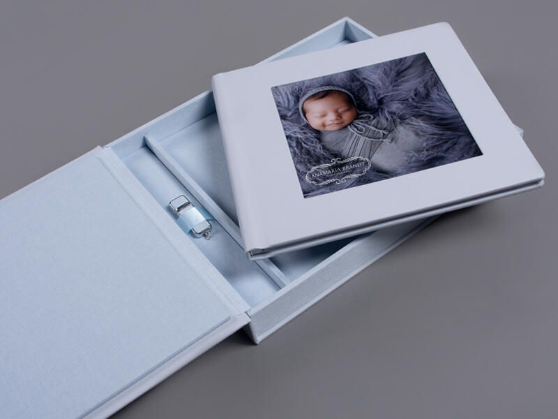 J51 Babyblau Kunstleder Matt