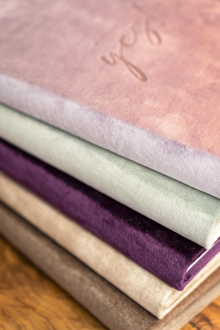 V32 Lavendel Violett Velours
