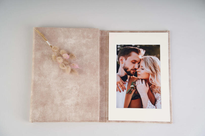 V29 Marmor Beige Velours
