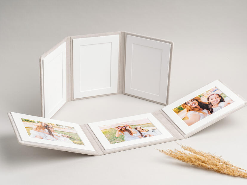 Slip-in Triplex, portrait and landscape