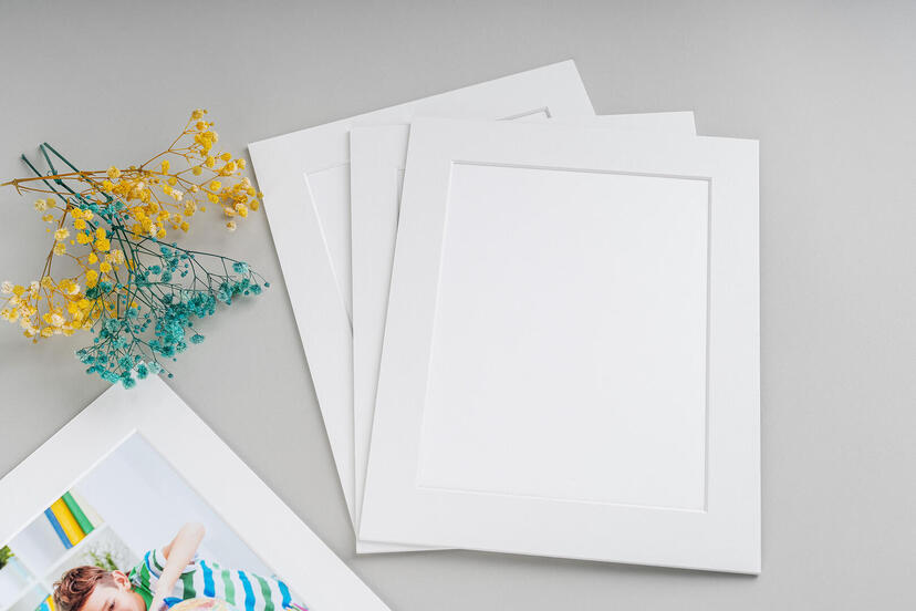 Minimalistischer Einschubrahmen modern – Passepartout-Karte mit Fotoeinschub in klassischem Weiß