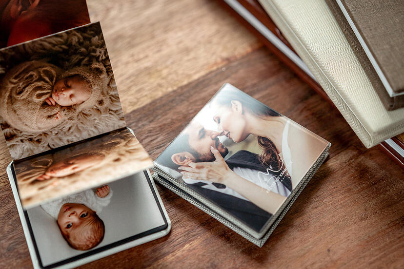 Mini-Leporello mit Acryl-Finish auf Cover