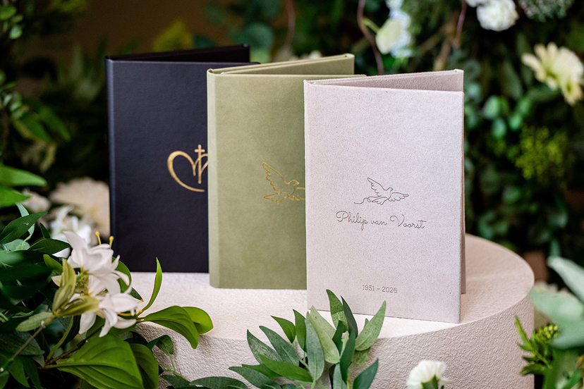 Triplexe mit Designs für Abschiedsfotografien