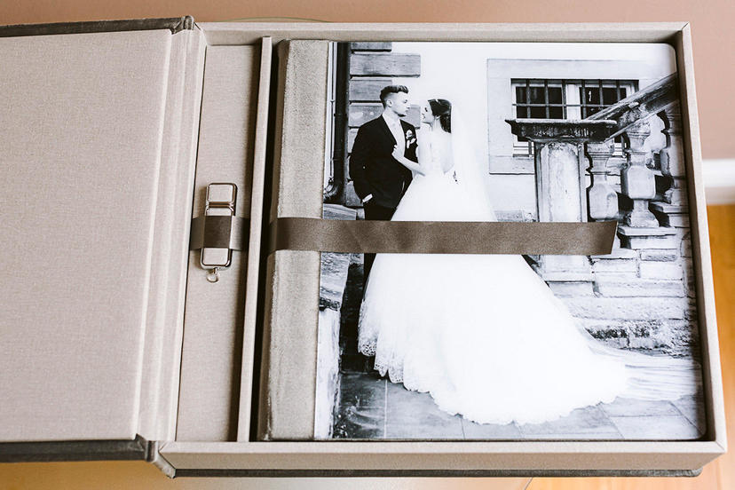 Christina & Eduard Timeless Wedding Photography - Acrylic Complete Set Open