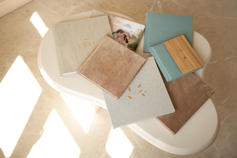 Hochzeitsfotoprodukte mit Cover-Designs
