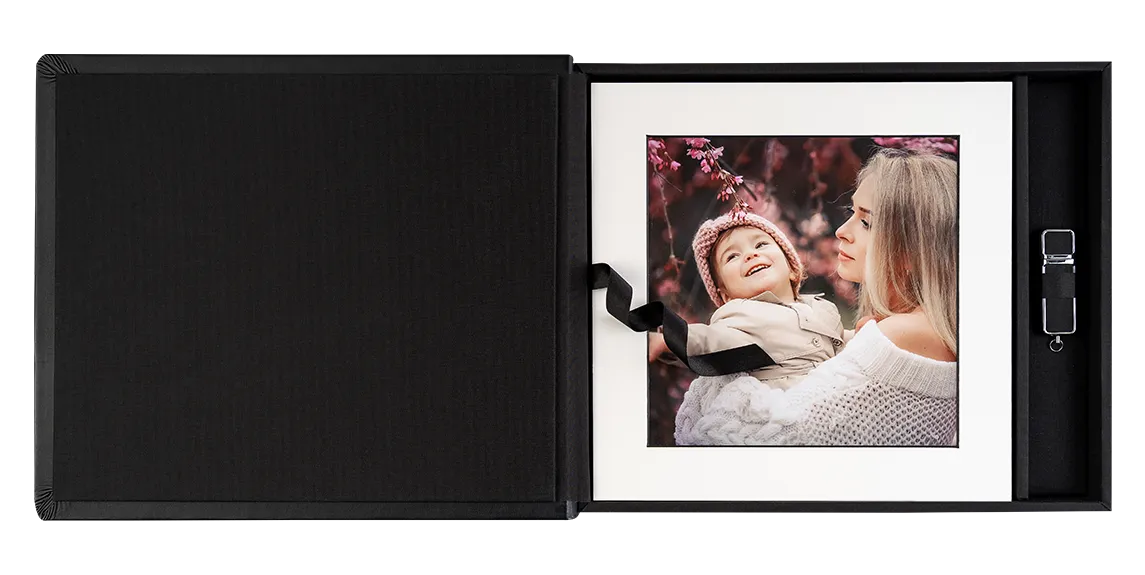 Folio Box from nPhoto - best for professional photographers