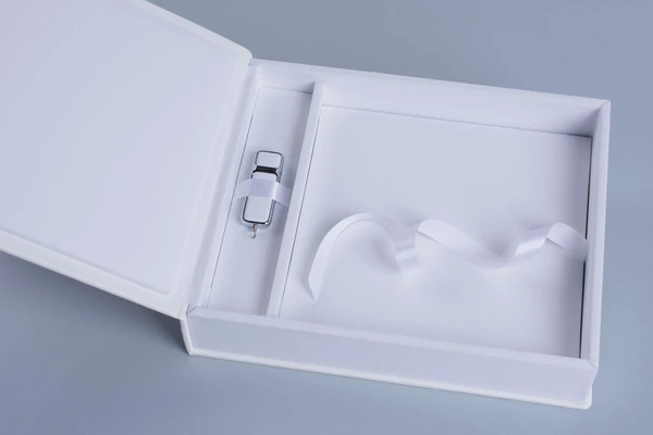 Album Box professional packaging for photo album photo books professional photographers nphoto with USB stick