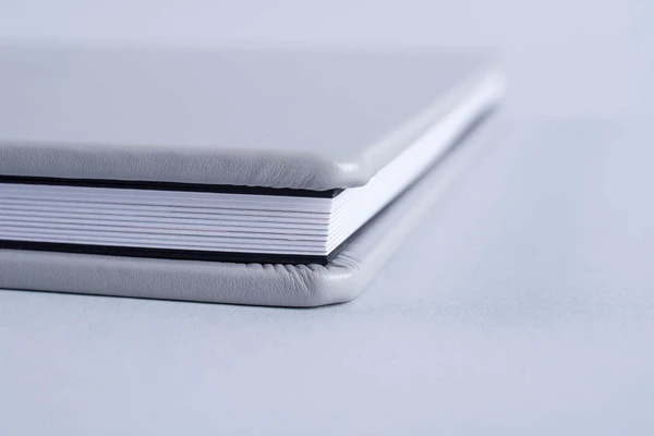 lay flat professionally printed Photo Album with hardcover nphoto professional photographer printing lab professional printing services