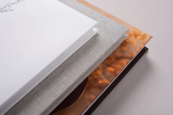 Lite Album layflat perfect for mini sessions three collections available: Gamma, Exclusive, Creative 100%