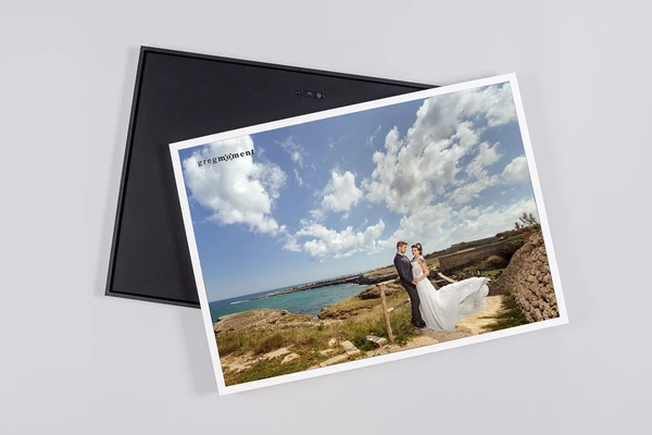 Framed Print mounting sawtooth hook mounting