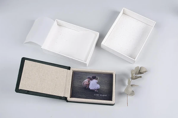 Öko-Box für professionelle Foto-Printprodukte