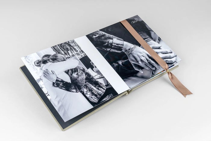 Uitvaart Foto Album met Privacy Ribbon